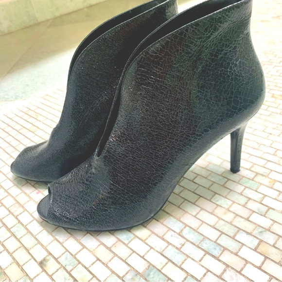 VINCE CAMUTO Black Opened Toe Booties - Picture 2 of 9